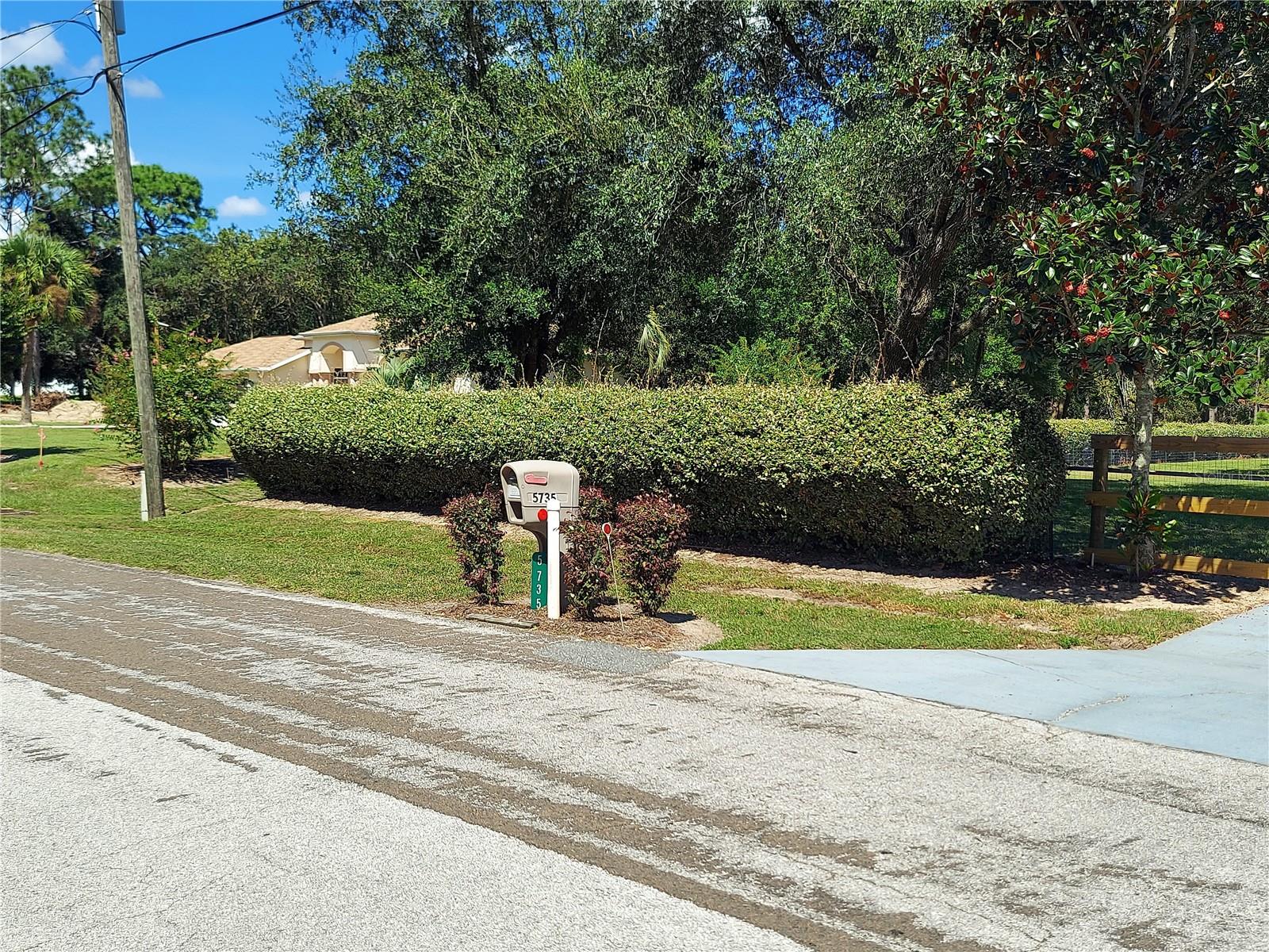 5735 N LENA DR, BEVERLY HILLS, FL — photo 51