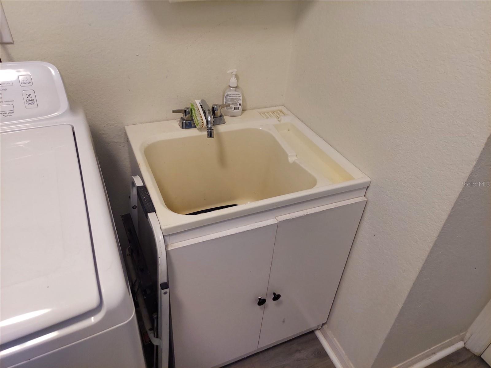 5735 N LENA DR, BEVERLY HILLS, FL — photo 58