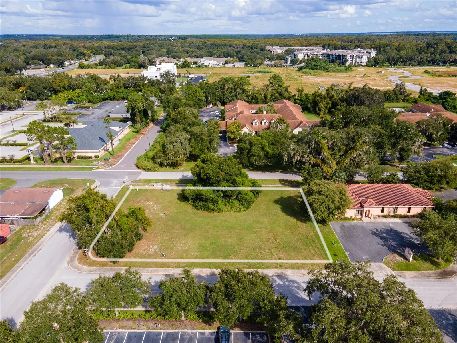 700 PHYSICIANS CT, LEESBURG, FL — photo 2