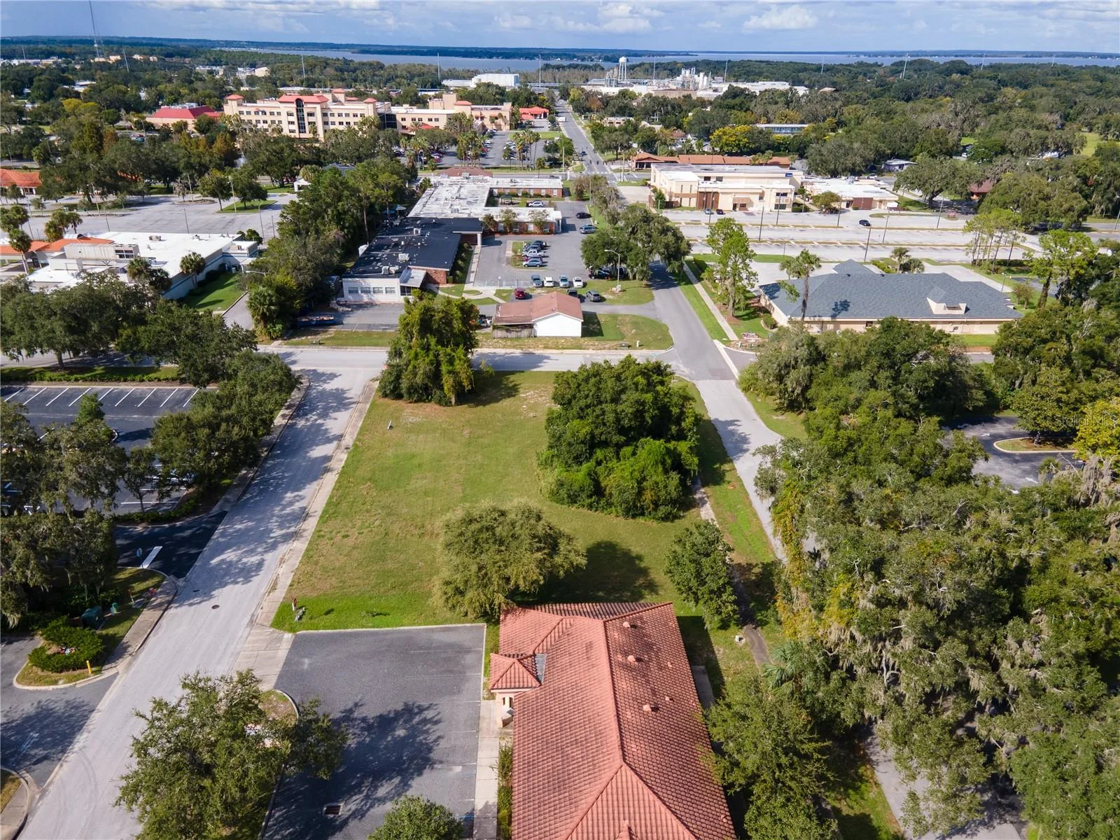 700 PHYSICIANS CT, LEESBURG, FL — photo 8