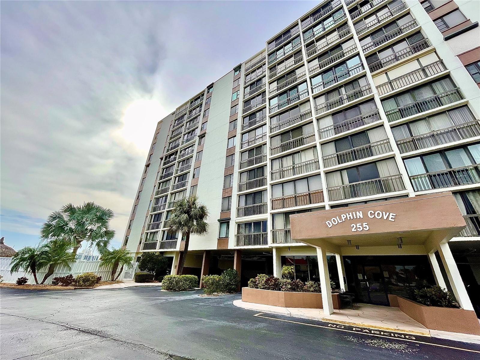 255 DOLPHIN PT #809, CLEARWATER, FL