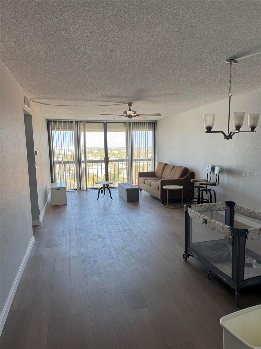 255 DOLPHIN PT #809, CLEARWATER, FL — photo 8