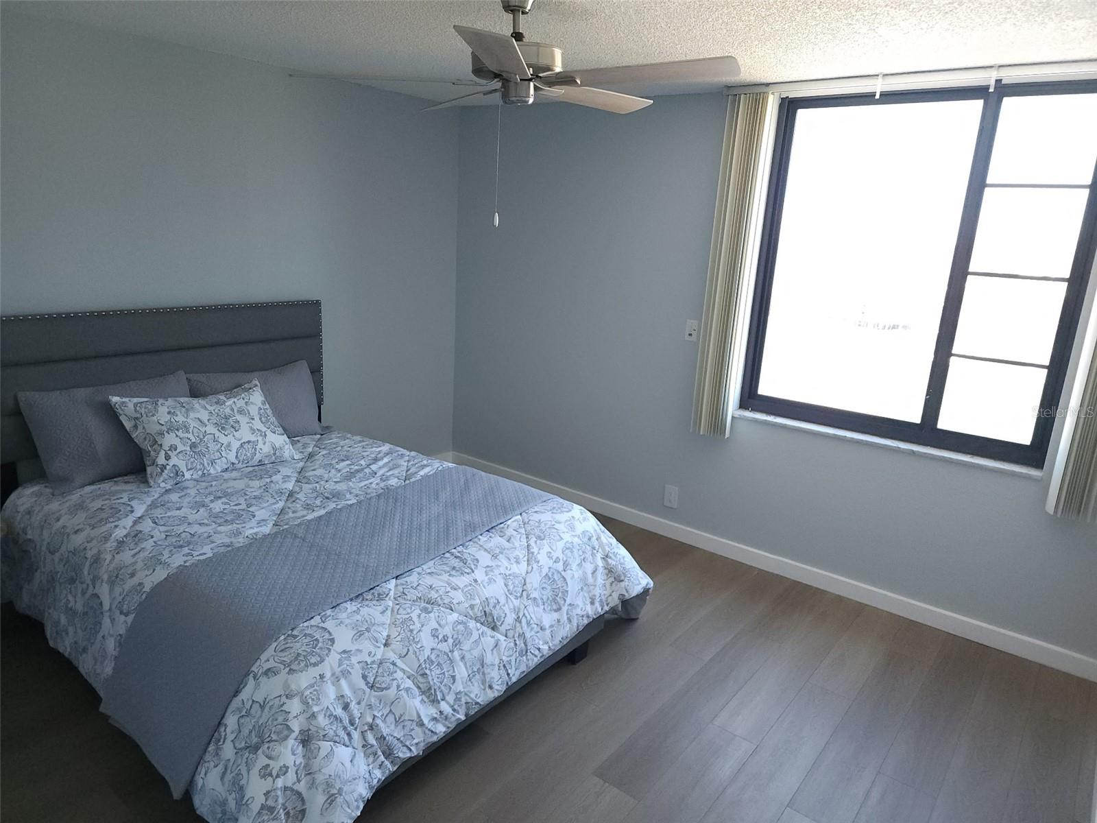 255 DOLPHIN PT #809, CLEARWATER, FL — photo 14