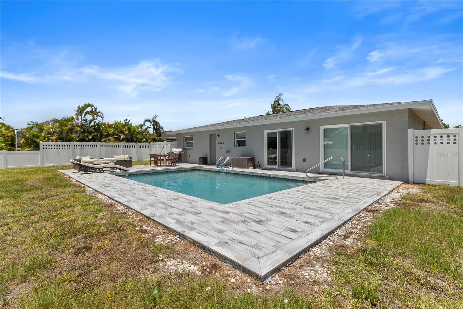 60 GOLFVIEW RD, ROTONDA WEST, FL — photo 9