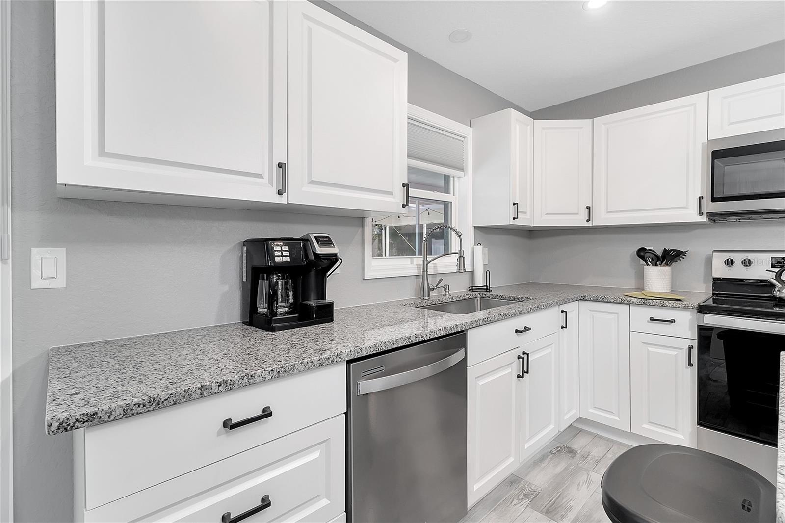 60 GOLFVIEW RD, ROTONDA WEST, FL — photo 33