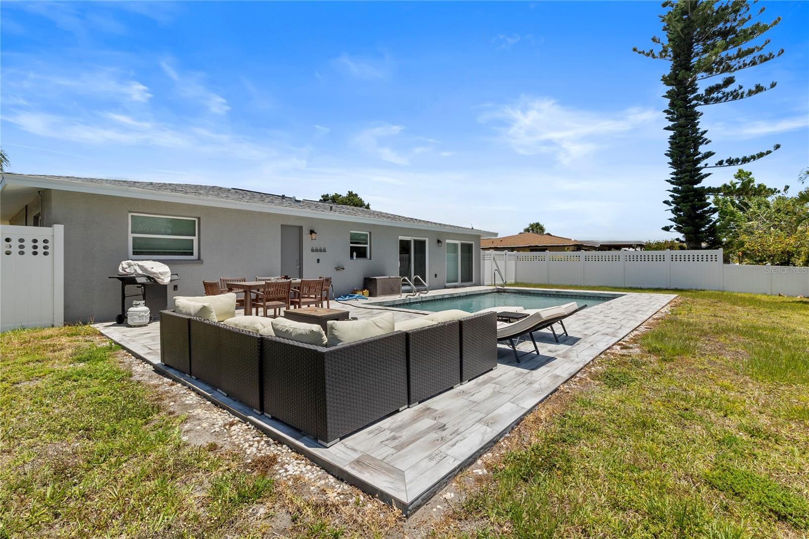 60 GOLFVIEW RD, ROTONDA WEST, FL — photo 53