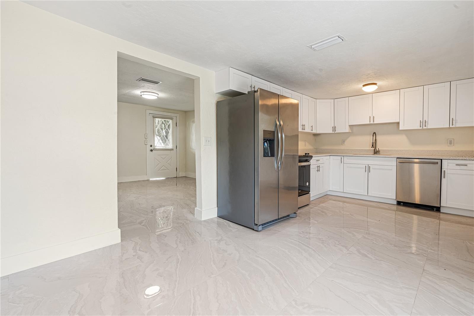 2624 LEE ST, PUNTA GORDA, FL — photo 4