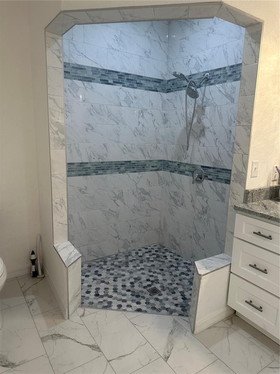 17271 E PEGGY AVE. AVE, MOUNT DORA, FL — photo 32