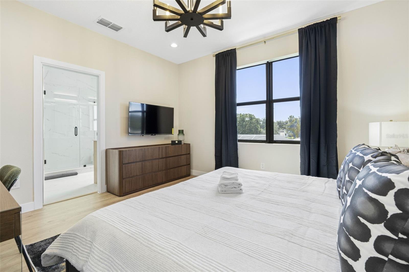 4340 VILLA ALINA CT, TAMPA, FL — photo 27