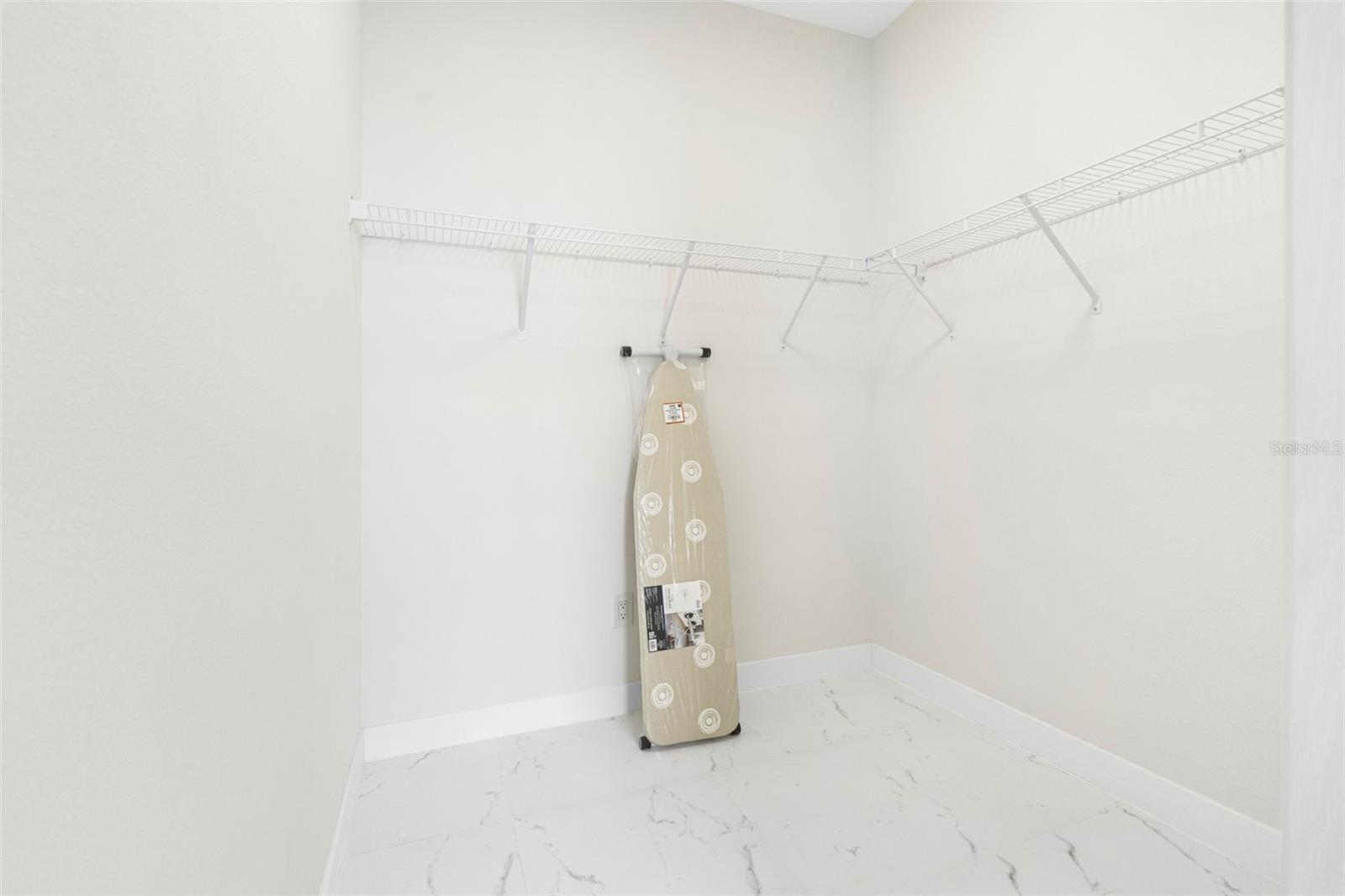 4340 VILLA ALINA CT, TAMPA, FL — photo 35