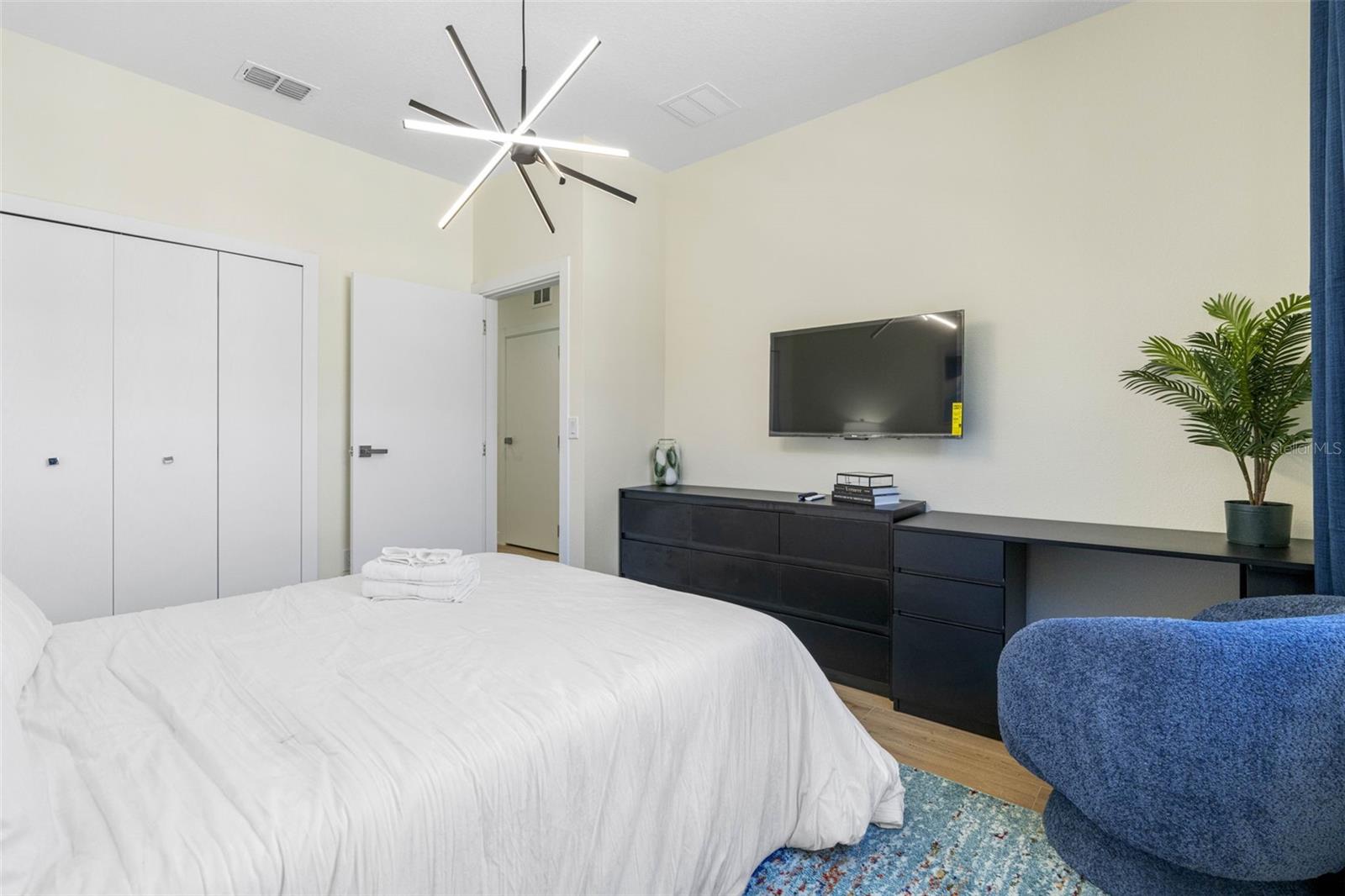 4340 VILLA ALINA CT, TAMPA, FL — photo 41