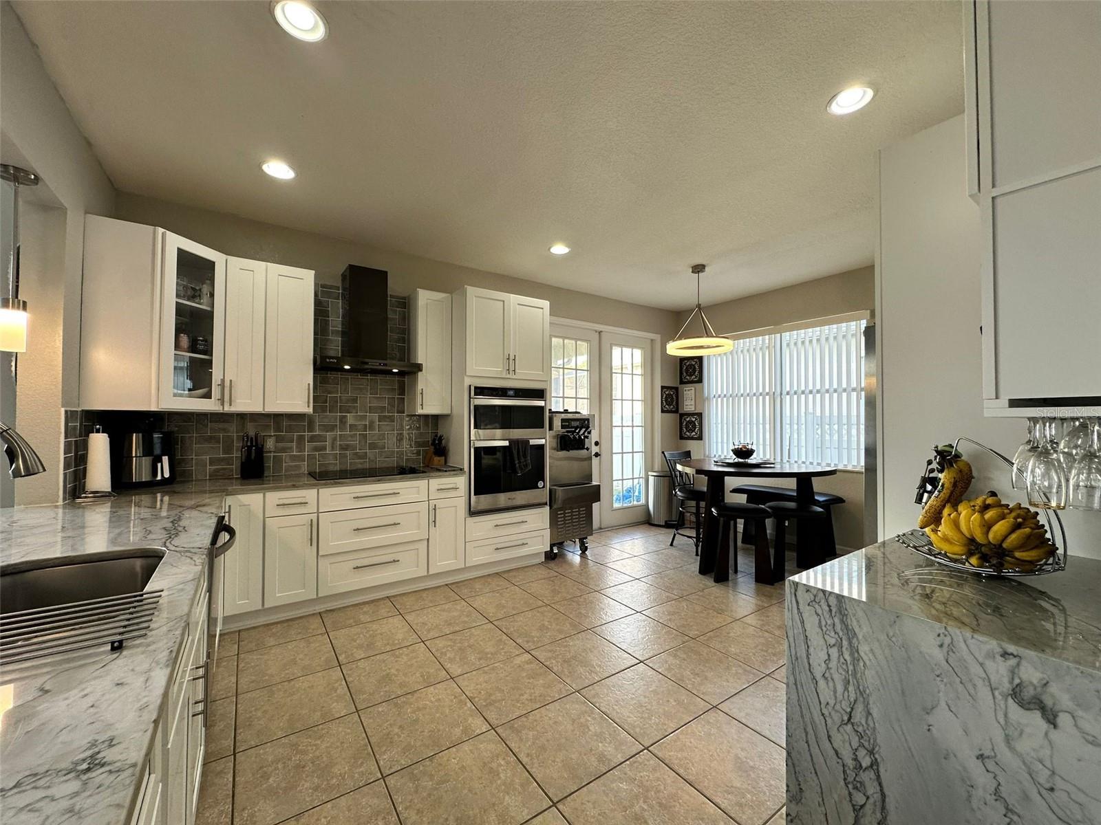 2321 HINSDALE DR, KISSIMMEE, FL — photo 30