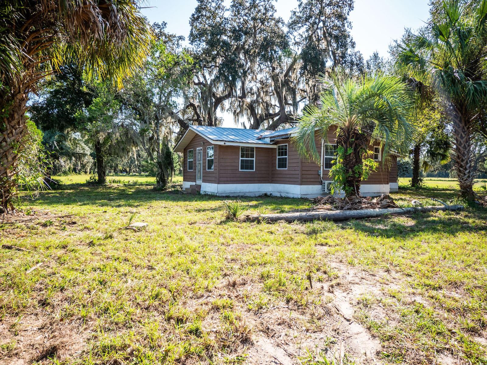 12146 E HIGHWAY 318, FORT MC COY, FL — photo 3
