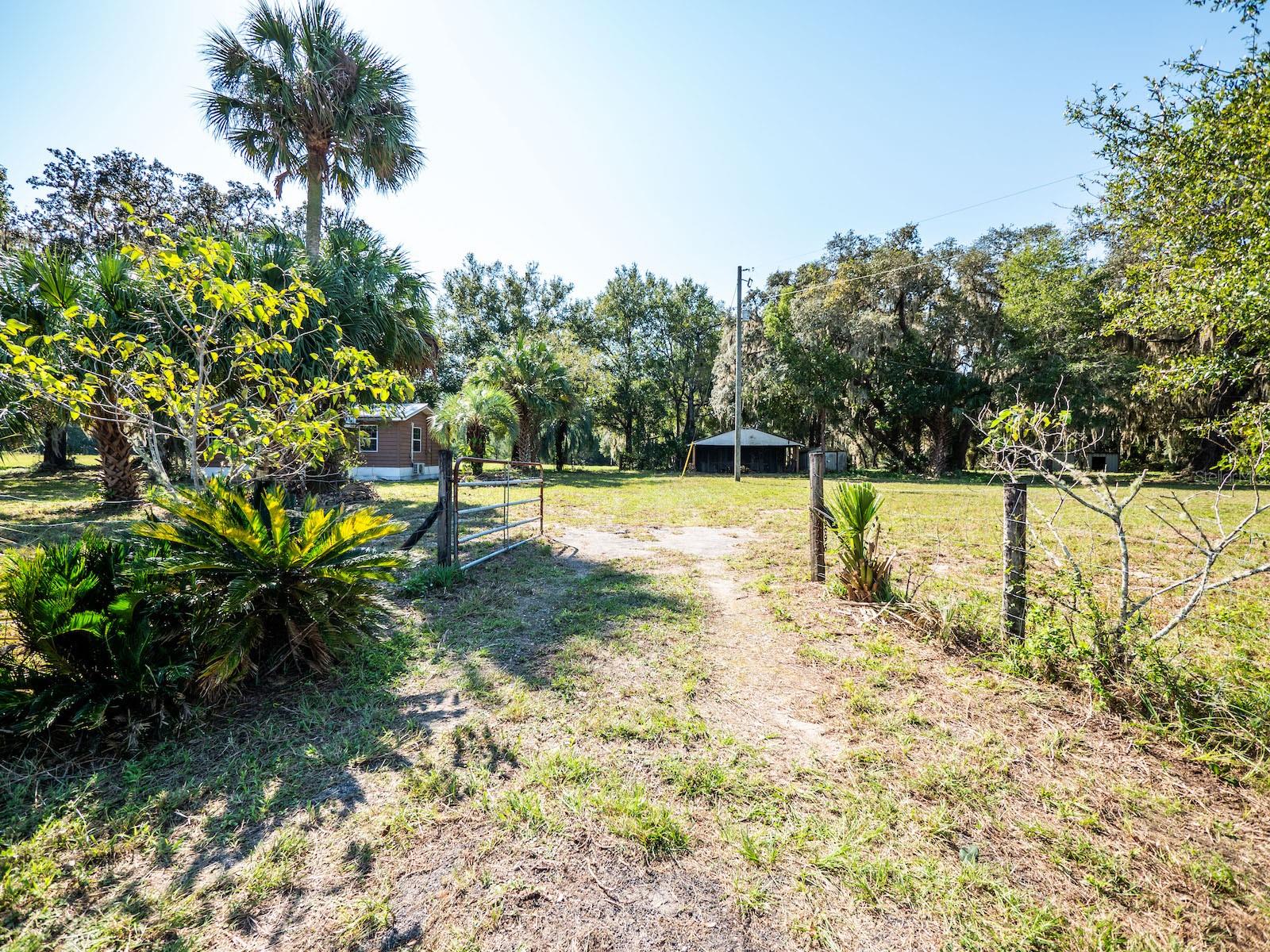 12146 E HIGHWAY 318, FORT MC COY, FL — photo 18