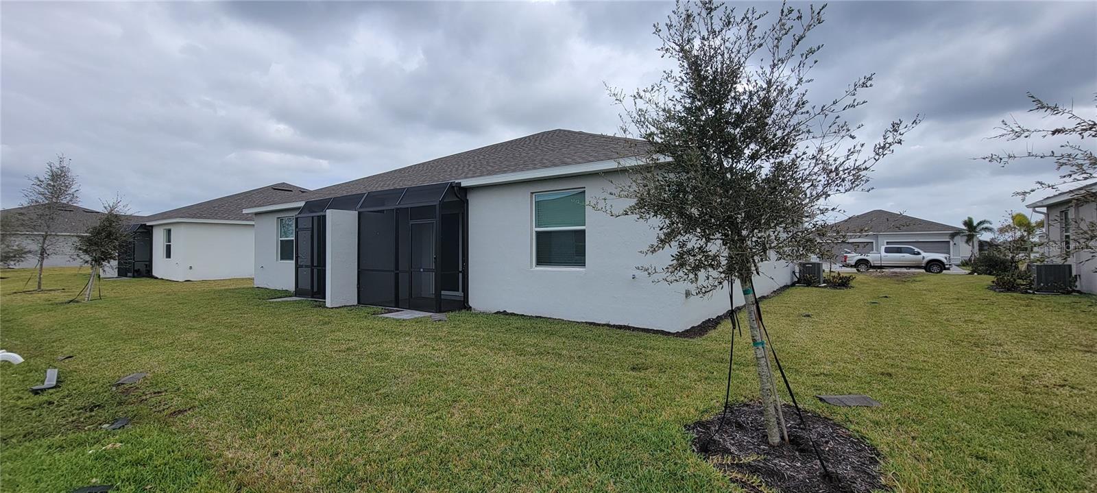 8716 SAINT KITTS CIR, ENGLEWOOD, FL — photo 12