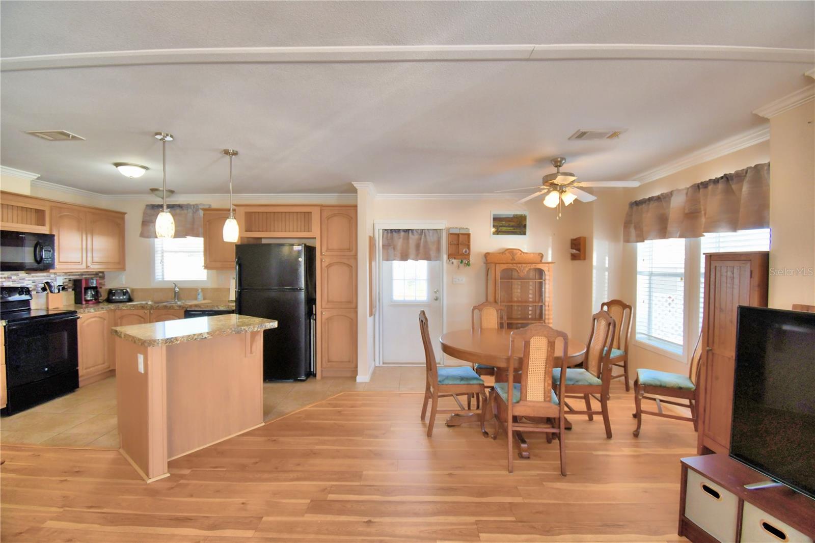 251 PATTERSON RD #I17, HAINES CITY, FL — photo 12