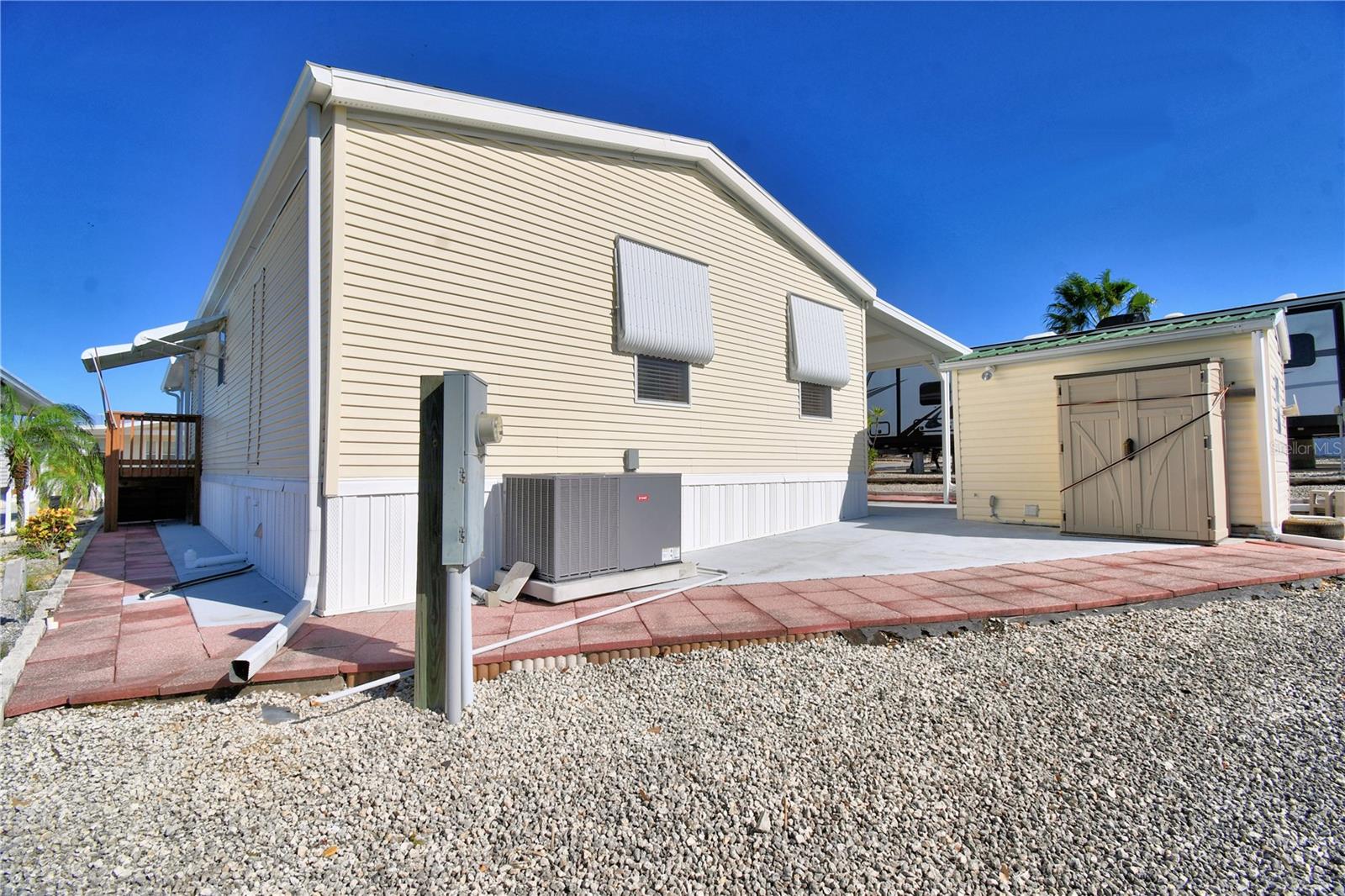 251 PATTERSON RD #I17, HAINES CITY, FL — photo 45