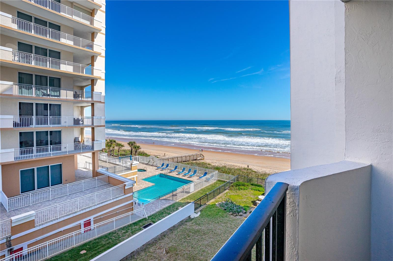 1415 OCEAN SHORE BLVD #303, ORMOND BEACH, FL — photo 2