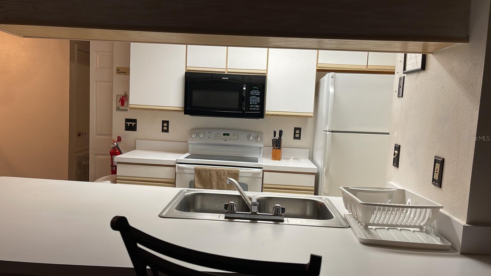 2456 SWEETWATER CLUB CIR #20, KISSIMMEE, FL — photo 2
