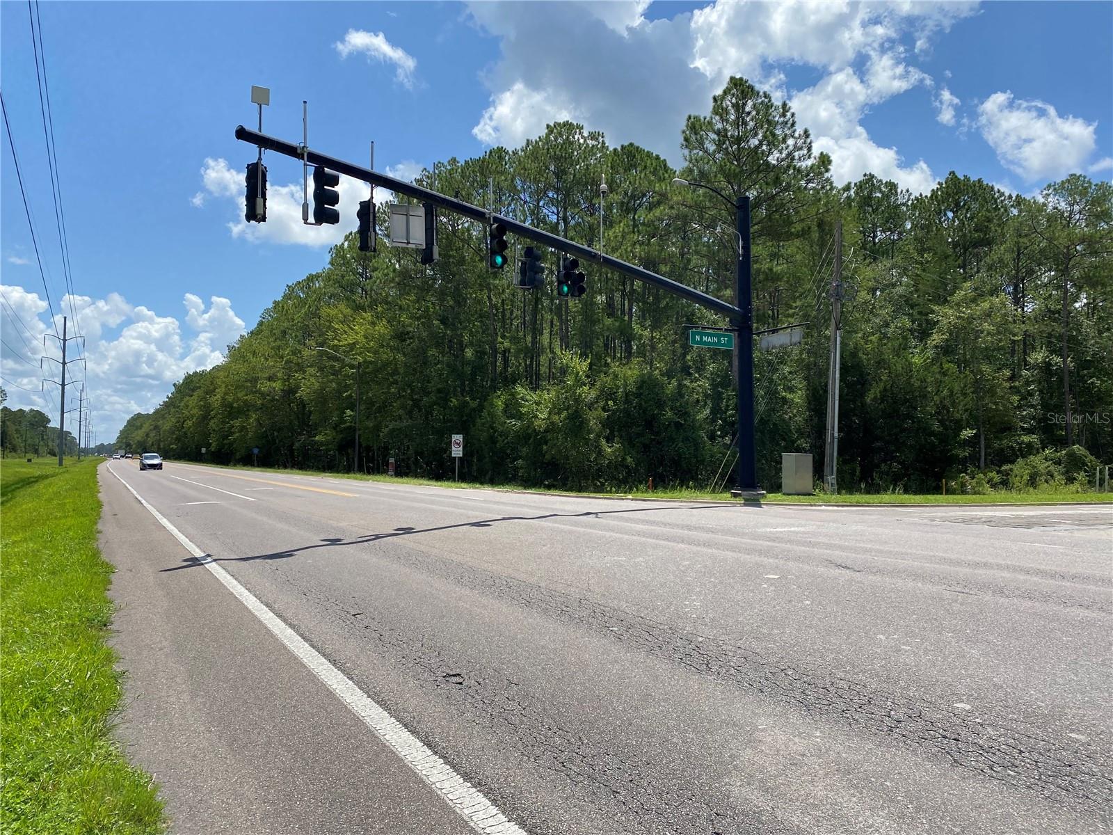 Corner of N Main St and NE 53RD AVE, GAINESVILLE, FL — photo 4