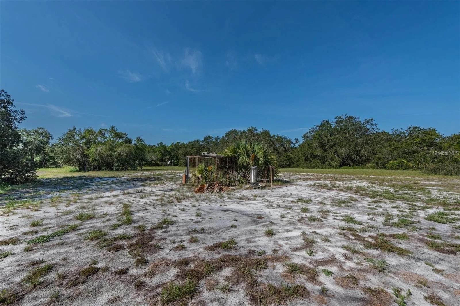 12154 BULLFROG CREEK RD, GIBSONTON, FL — photo 5
