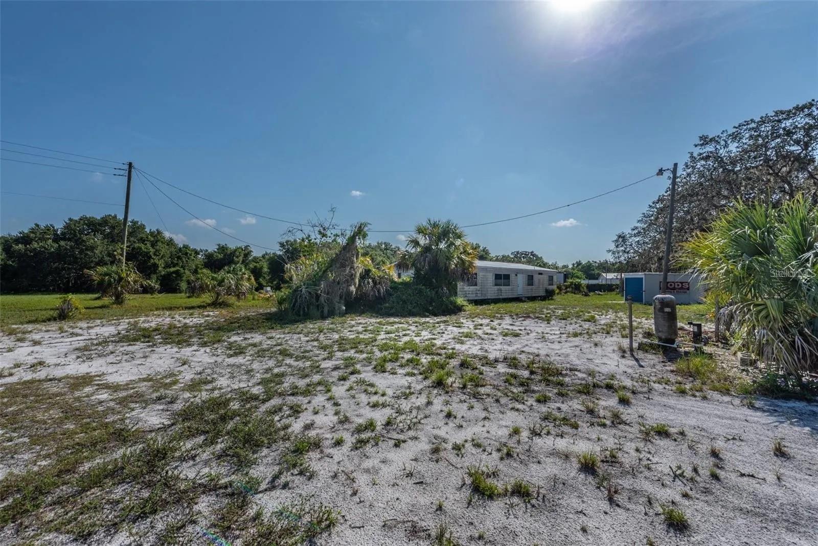 12154 BULLFROG CREEK RD, GIBSONTON, FL — photo 7