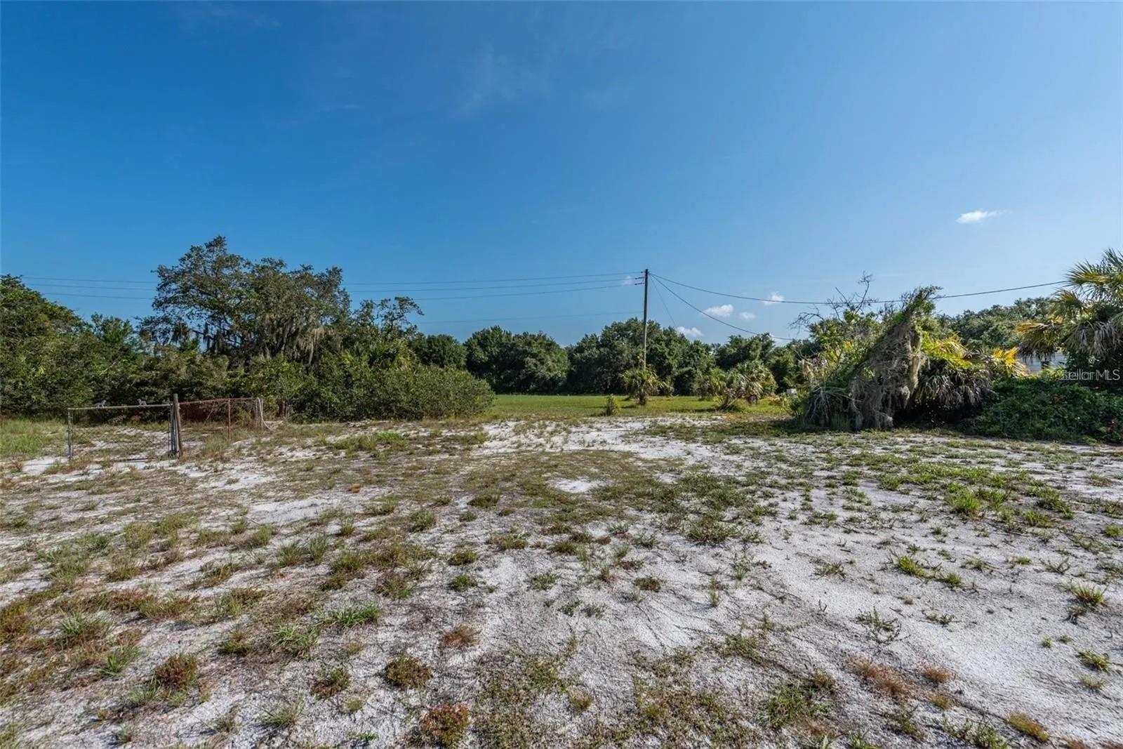 12154 BULLFROG CREEK RD, GIBSONTON, FL — photo 8