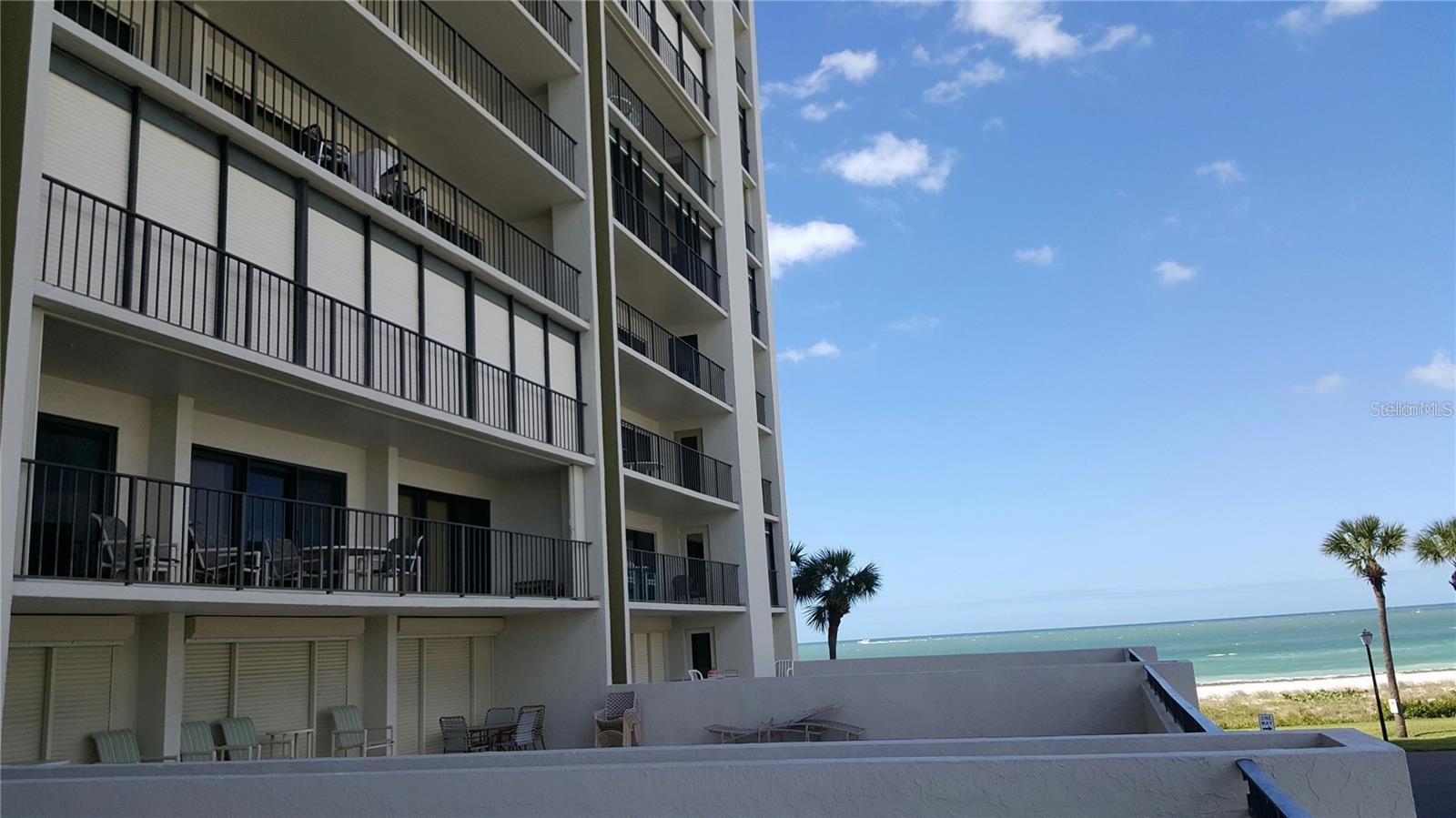 1480 GULF BLVD #106, CLEARWATER BEACH, FL — photo 2