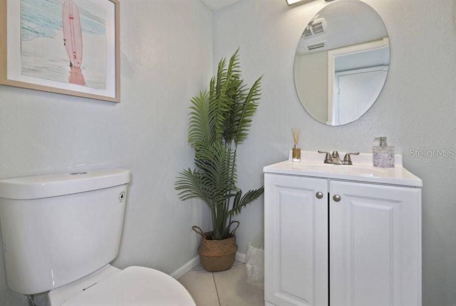 10075 W BAY ST, SEMINOLE, FL — photo 17