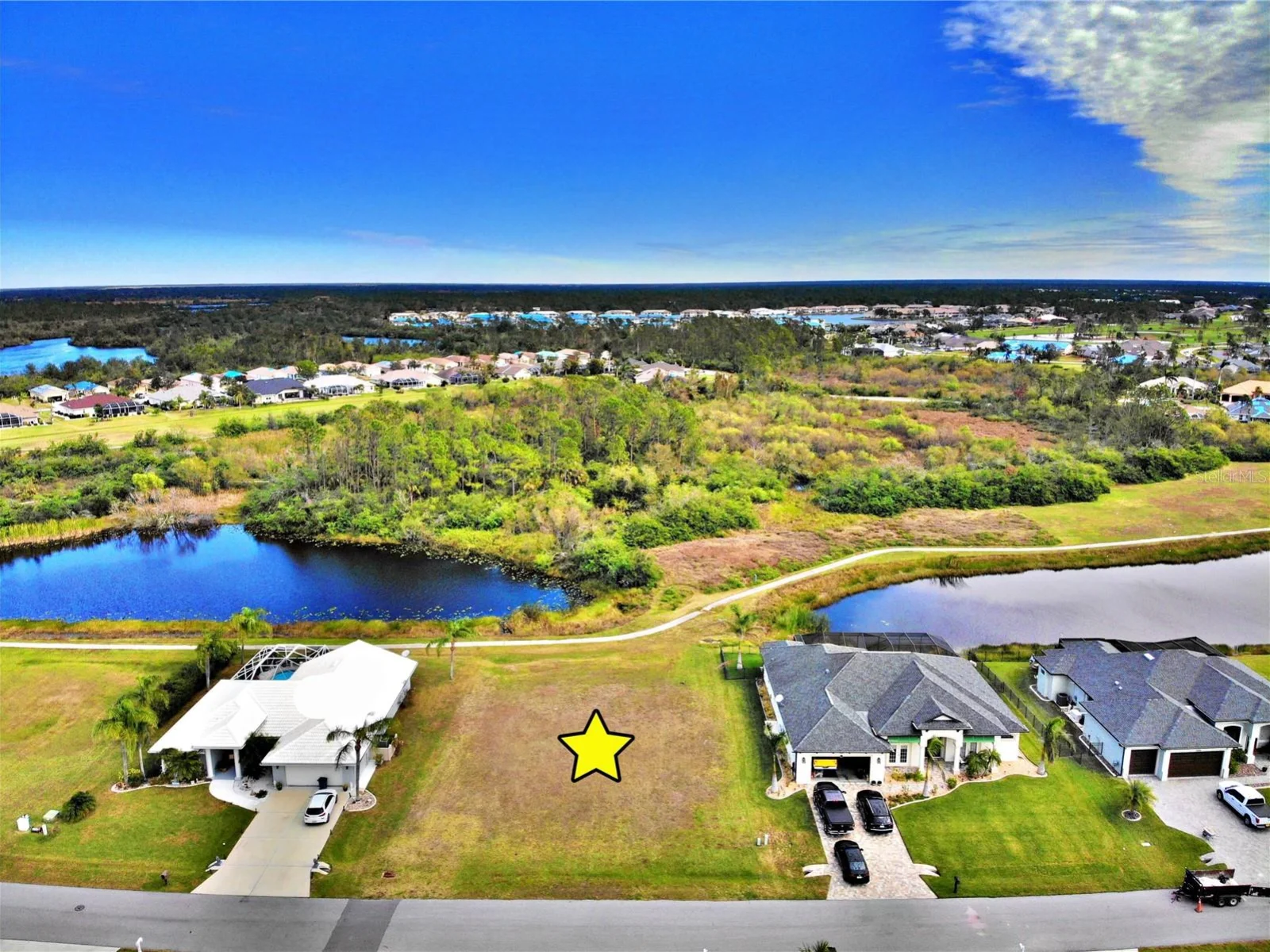 12932 SW PEMBROKE CIR S, LAKE SUZY, FL — photo 2