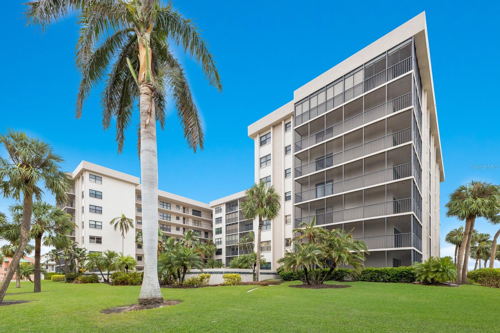 1001 BENJAMIN FRANKLIN DR #512, SARASOTA, FL — photo 3