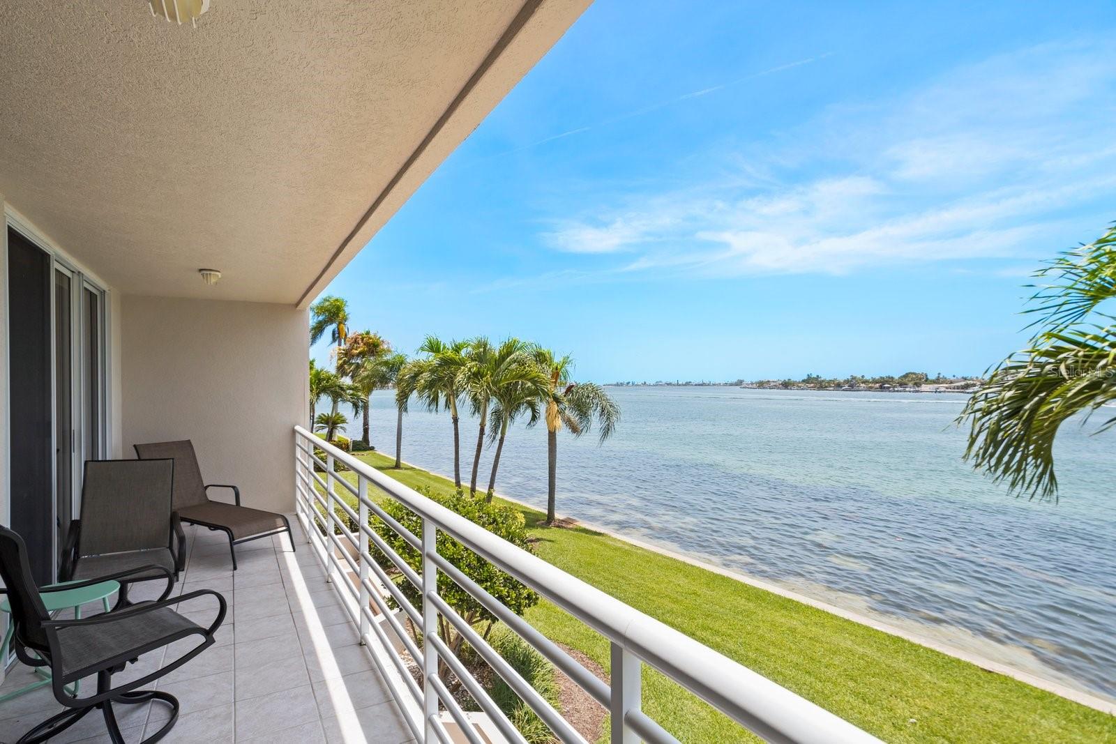 6093 BAHIA DEL MAR CIR #277, ST PETERSBURG, FL — photo 16