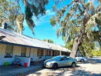 301 S EAST ST — photo 6