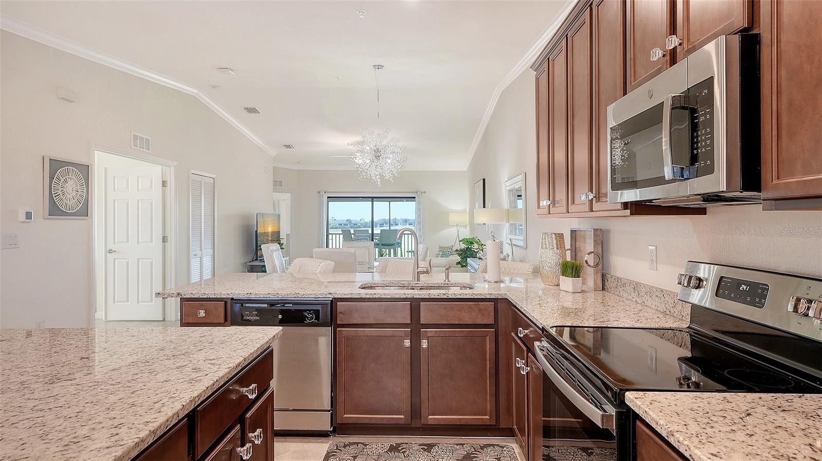 5710 PALMER CIR #201, BRADENTON, FL — photo 43