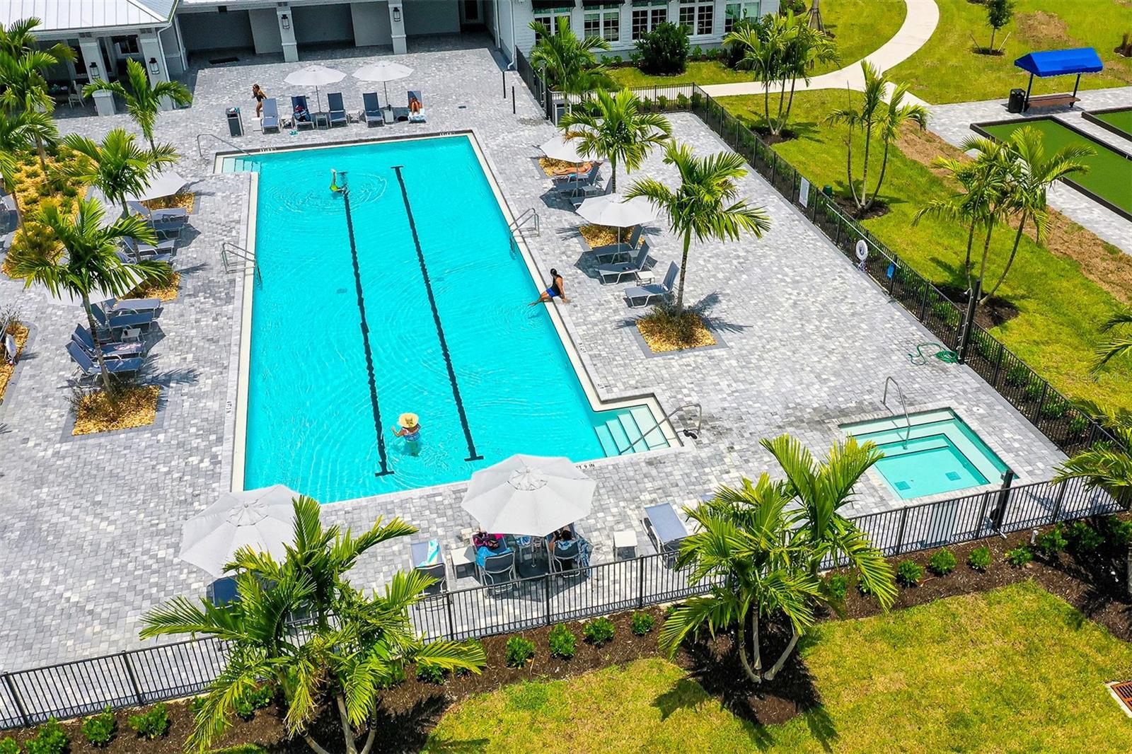 15721 SUNNY DAY DR, BRADENTON, FL — photo 41