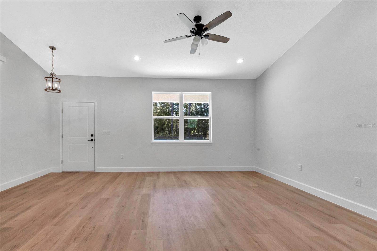 8090 N SANTOS DR, CITRUS SPRINGS, FL — photo 6