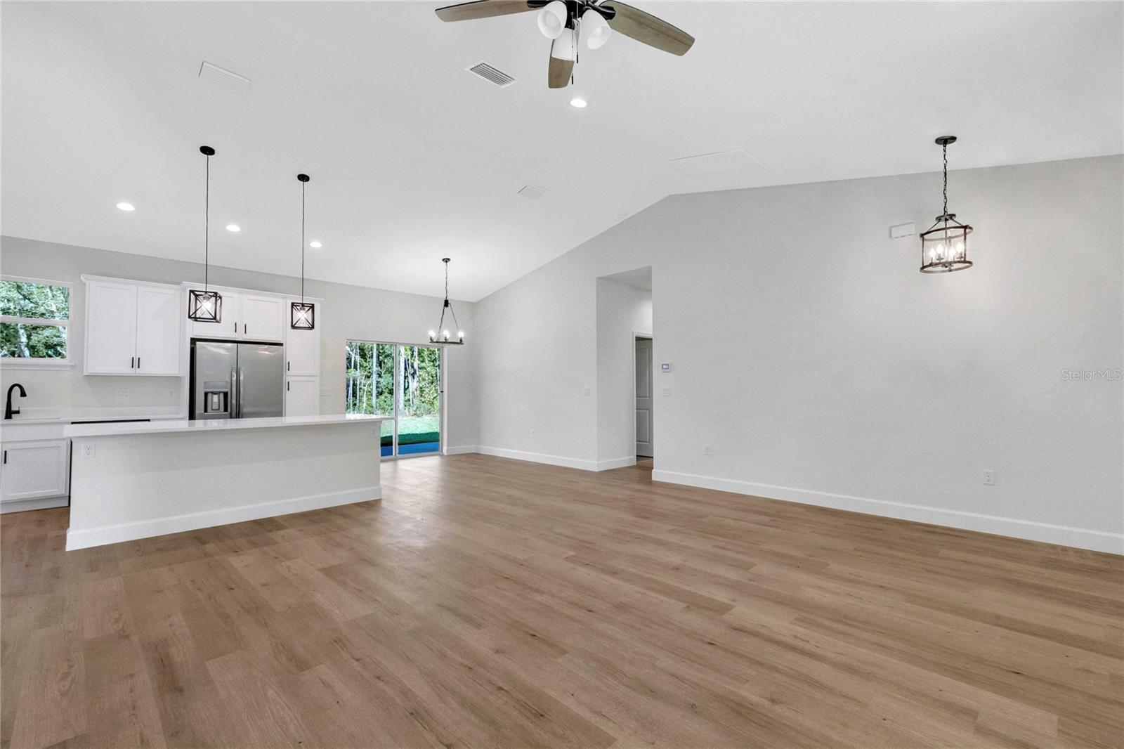 8090 N SANTOS DR, CITRUS SPRINGS, FL — photo 8