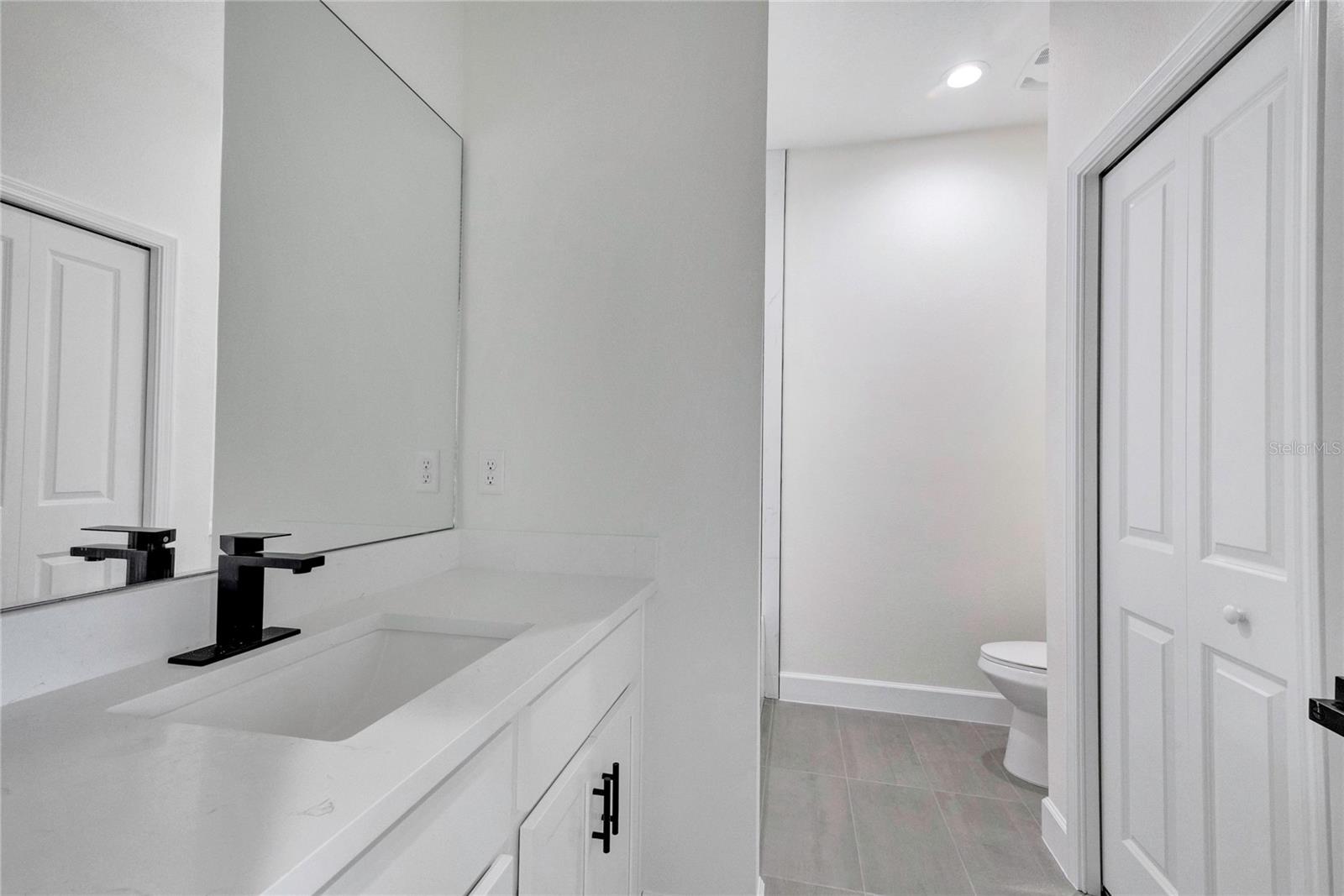 8090 N SANTOS DR, CITRUS SPRINGS, FL — photo 37
