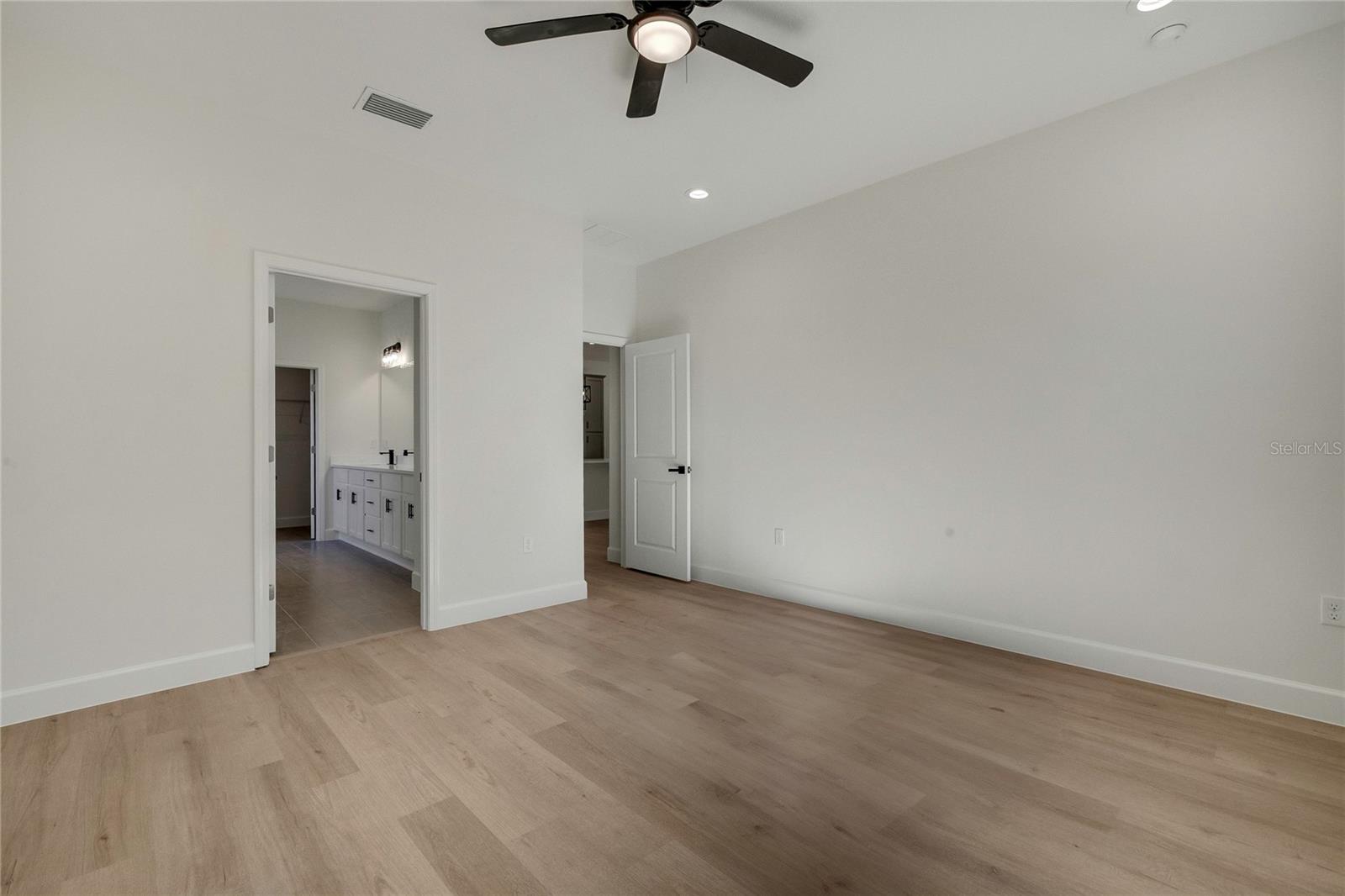 8104 N SANTOS DR, CITRUS SPRINGS, FL — photo 21