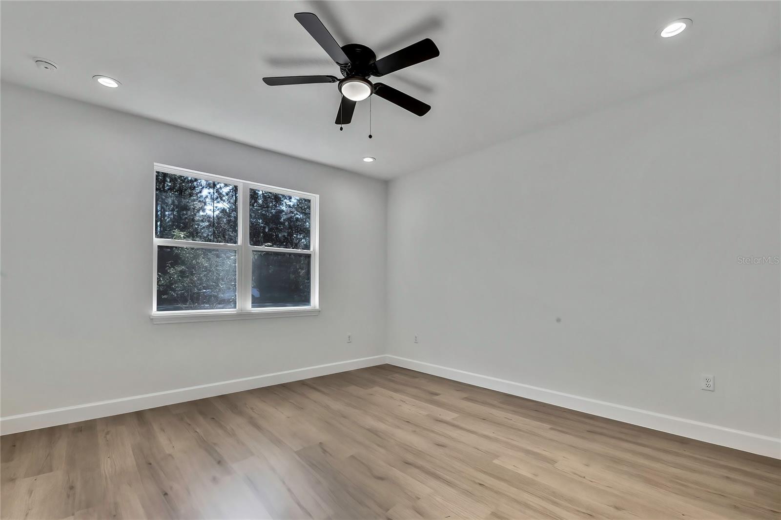 8118 N SANTOS DR, CITRUS SPRINGS, FL — photo 18