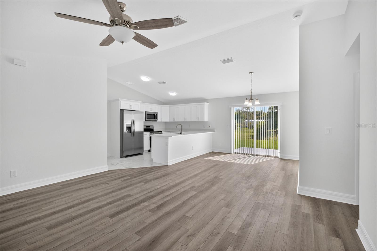 11145 2ND AVE, PUNTA GORDA, FL — photo 3
