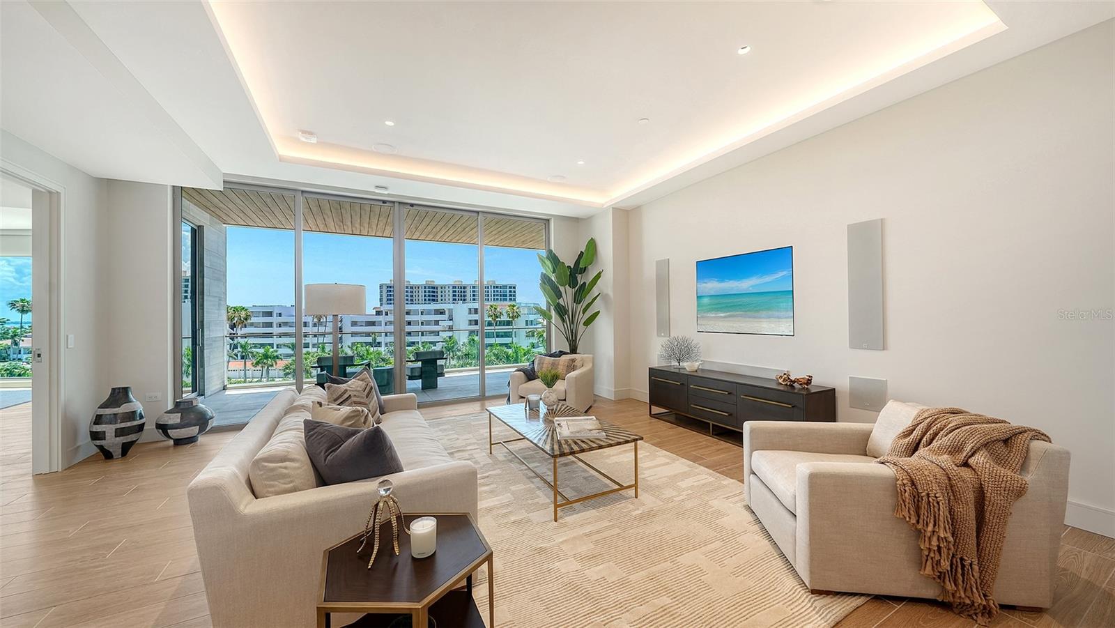 1561 GULF OF MEXICO DR #403, LONGBOAT KEY, FL — photo 27