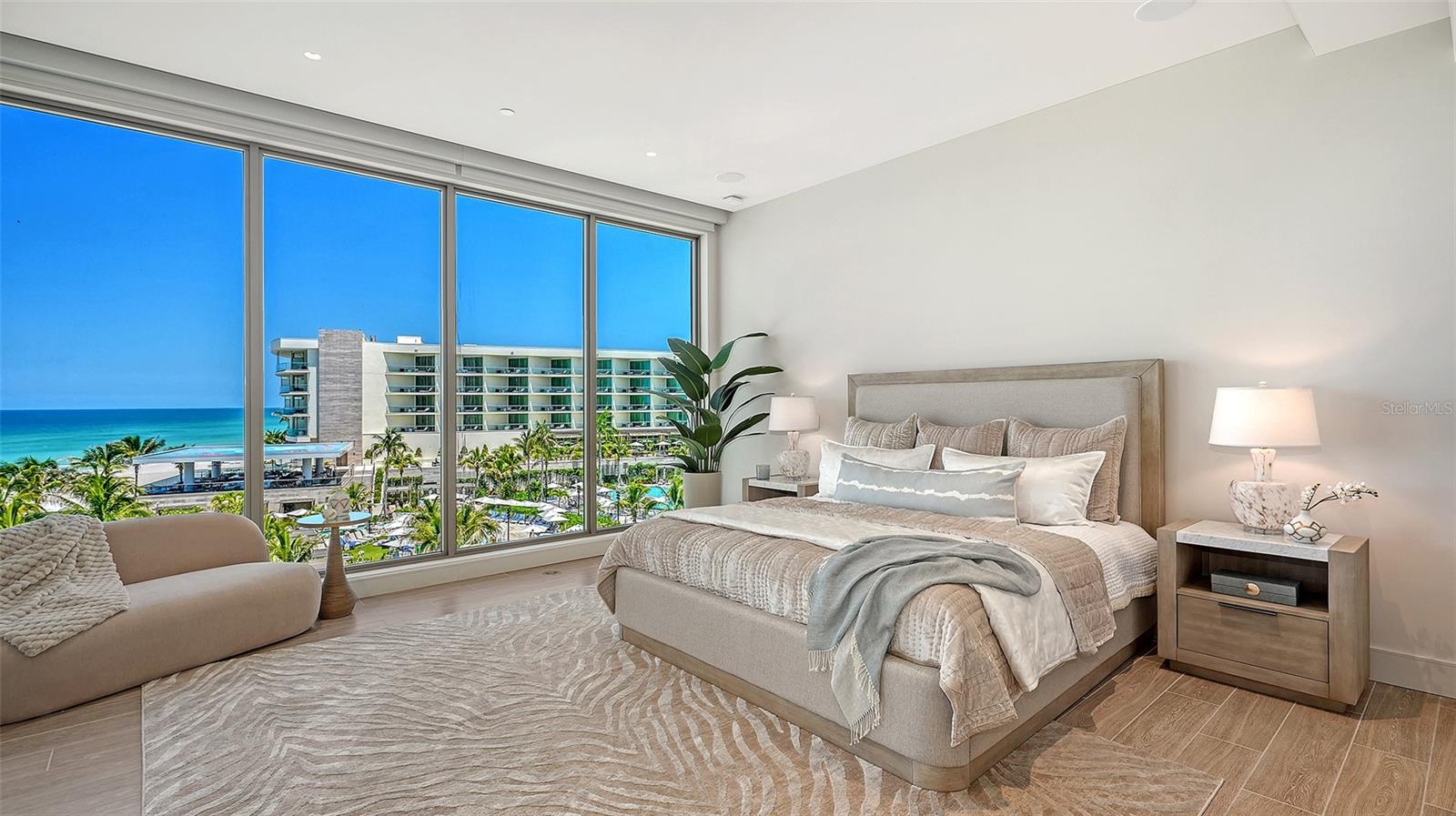 1561 GULF OF MEXICO DR #403, LONGBOAT KEY, FL — photo 32