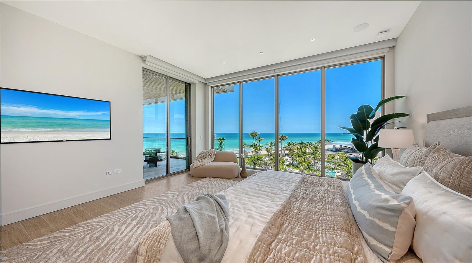 1561 GULF OF MEXICO DR #403, LONGBOAT KEY, FL — photo 33