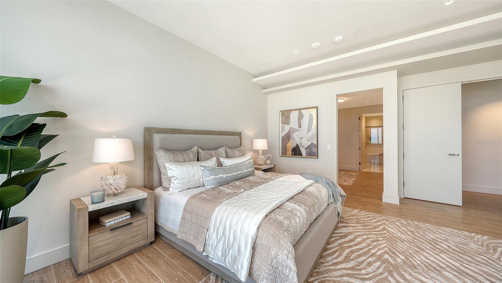 1561 GULF OF MEXICO DR #403, LONGBOAT KEY, FL — photo 31