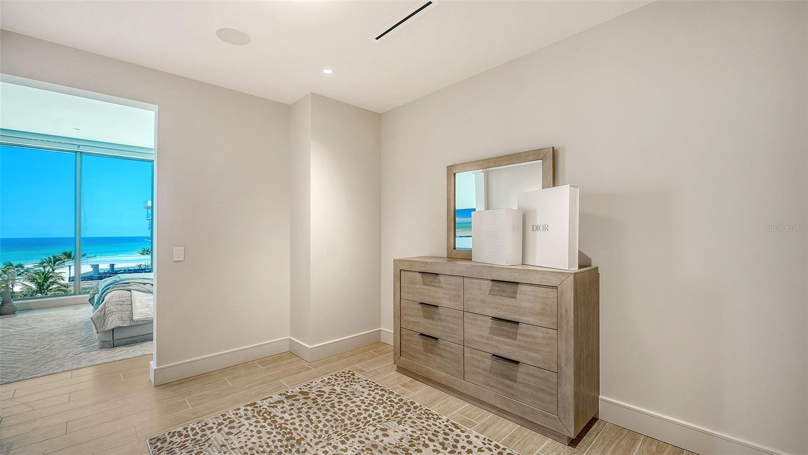 1561 GULF OF MEXICO DR #403, LONGBOAT KEY, FL — photo 35