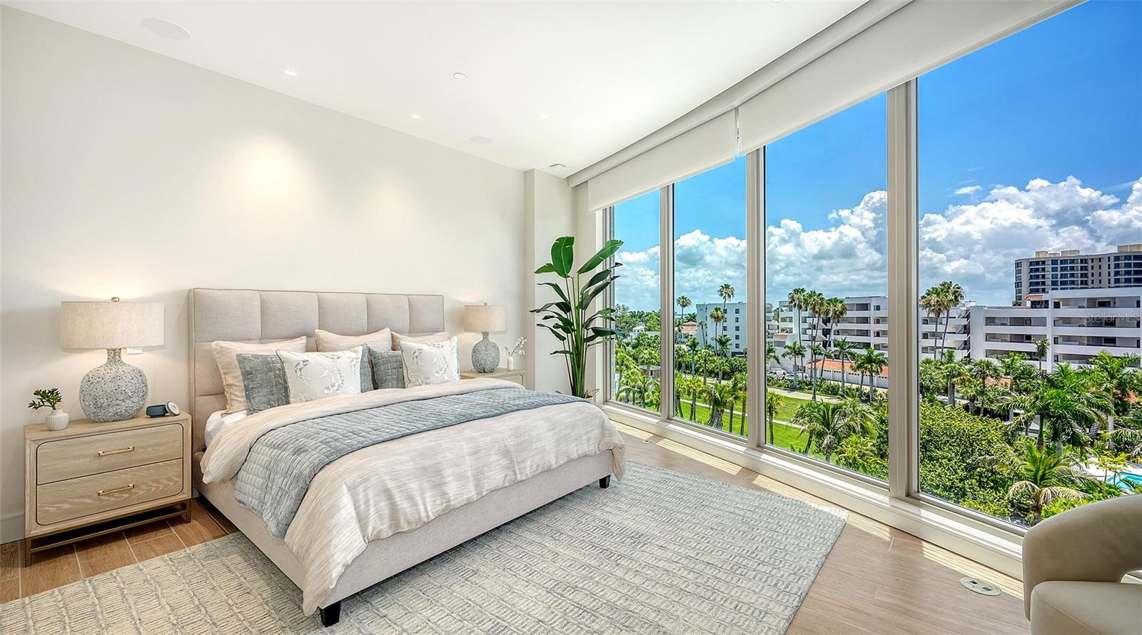 1561 GULF OF MEXICO DR #403, LONGBOAT KEY, FL — photo 40