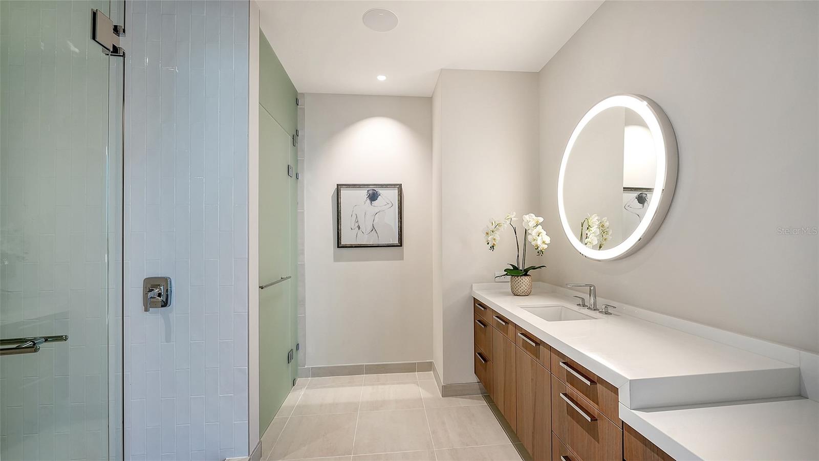 1561 GULF OF MEXICO DR #403, LONGBOAT KEY, FL — photo 42