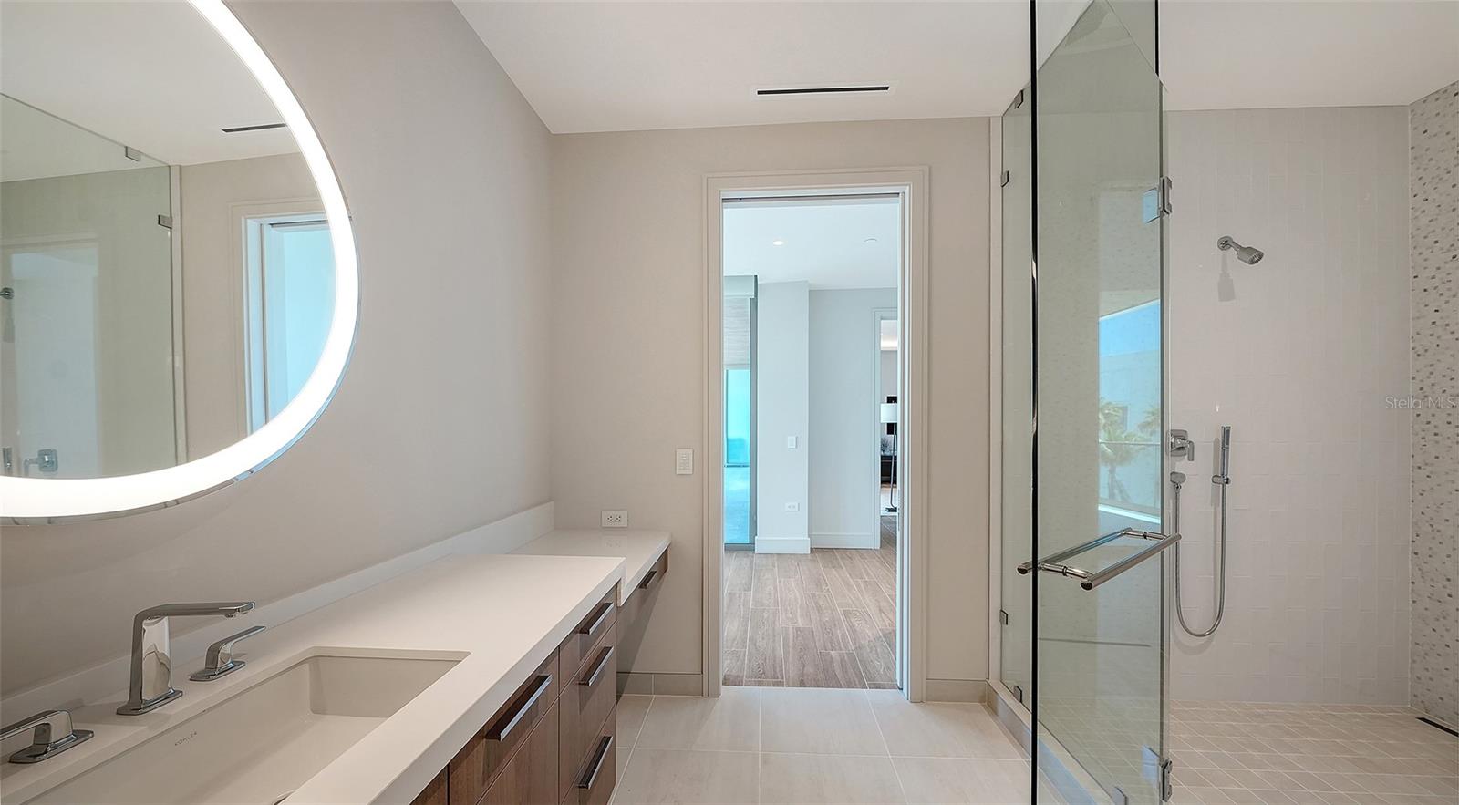1561 GULF OF MEXICO DR #403, LONGBOAT KEY, FL — photo 43