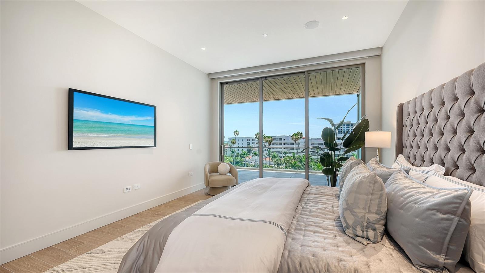 1561 GULF OF MEXICO DR #403, LONGBOAT KEY, FL — photo 45